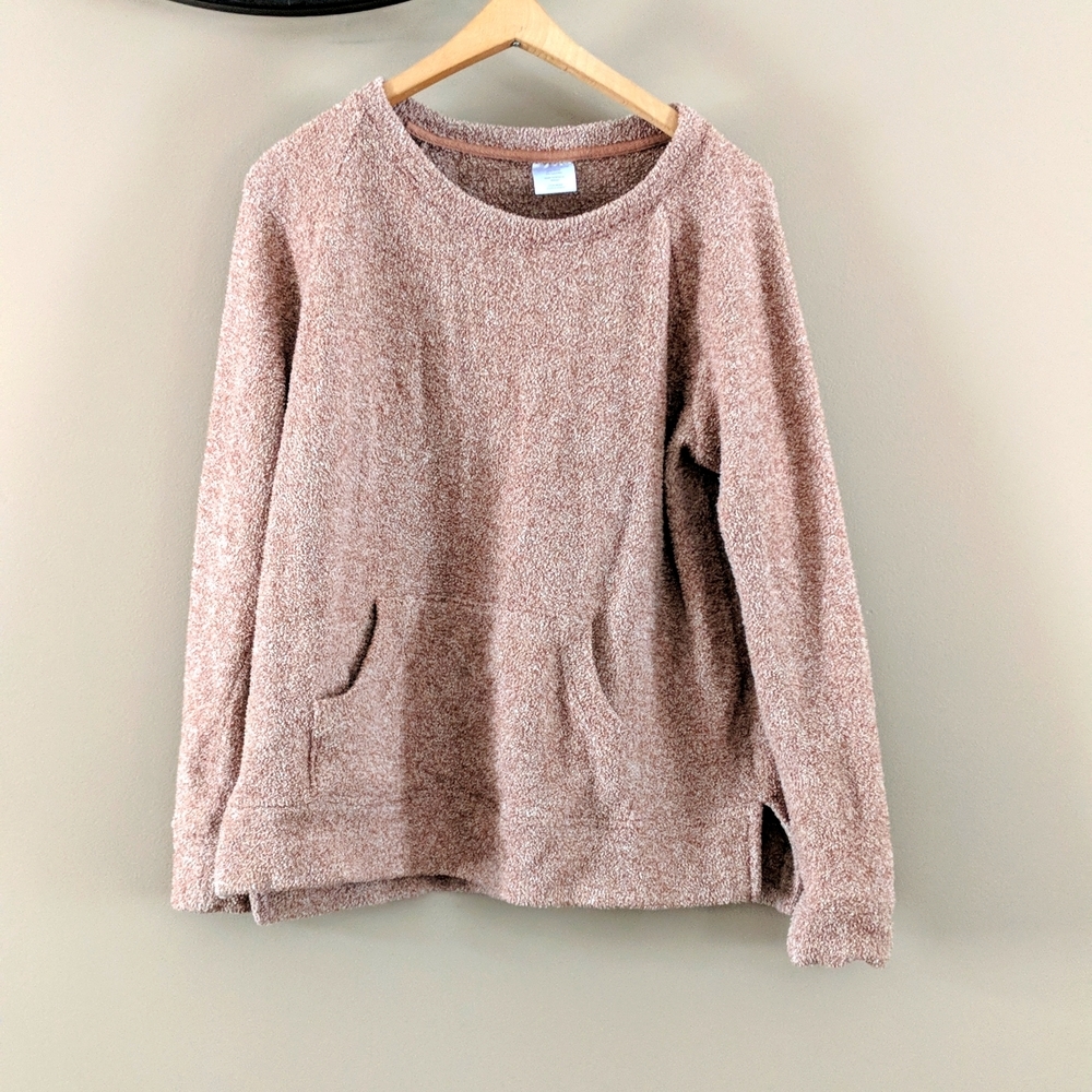 Secret Treasures soft comfy fuzzy crew neck with pocket